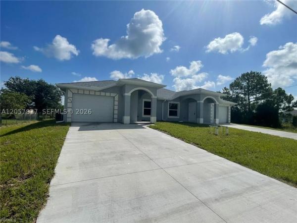 Lehigh Acres, 4637/4639 22nd St SW, Lehigh Acres, Florida 33973, image 1