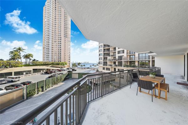 Brickell Key Two, 540 Brickell Key Dr #608, Miami, Florida 33131, image 2