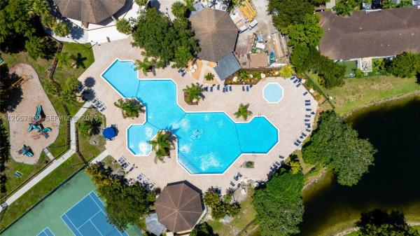 6666 SW 115th Ct #301, Unincorporated Dade County, Florida 33173, image 2