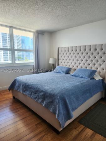 The Mark On Brickell, 1155 Brickell Bay Dr #1807, Miami, Florida 33131, image 3