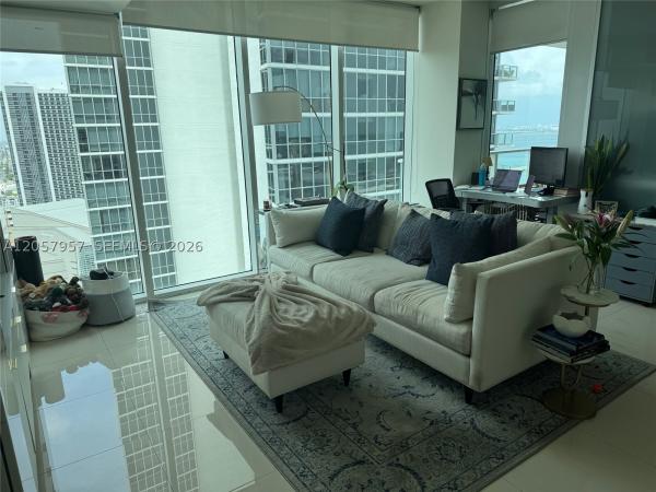 Ten Museum Park Residential, 1040 Biscayne Blvd #2605, Miami, Florida 33132, image 2