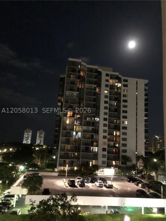 Bravura, 3301 N Country Club Dr #712, Aventura, Florida 33180, image 2