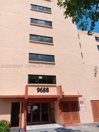 9688 Fontainebleau Blvd #502, Unincorporated Dade County, Florida 33172, image 2