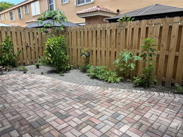 Villa Vizcaya, 8545 NW 140th St #1101, Miami Lakes, Florida 33016, image 3