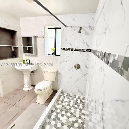 Irons Manor, 737 NE 127th St #B, North Miami, Florida 33161, image 3