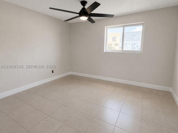Bradley Estates, 932 W 80th Pl, Hialeah, Florida 33014, image 3