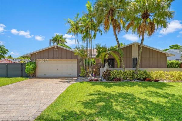 10901 SW 140th Ave, Unincorporated Dade County, Florida 33186, image 1