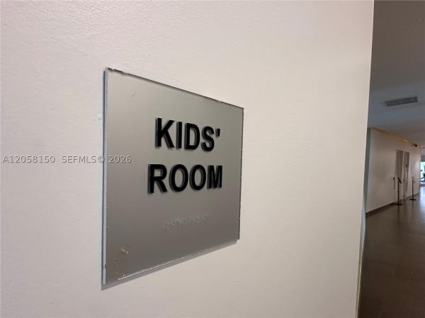 Axis On Brickell North, 1111 SW 1st Ave #1525-N, Miami, Florida 33130, image 3