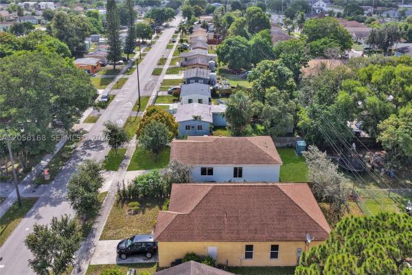 Collier City, 2820 NW 4th St, Pompano Beach, Florida 33069, image 3