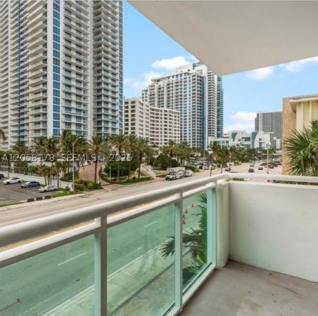 The Residences On Hollywood Beach, 3000 S Ocean Dr #206, Hollywood, Florida 33019, image 2