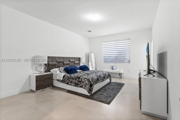 15725 SW 136th Ter, Unincorporated Dade County, Florida 33196, image 3
