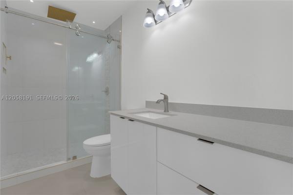 Pine Tree Manor, 9520 Lisa Rd, Cutler Bay, Florida 33157, image 3