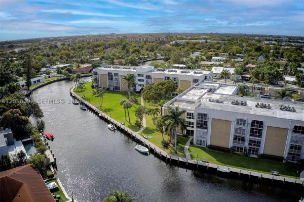 Essex At River Shores, 3020 NE 16th Ave #306, Oakland Park, Florida 33334, image 2