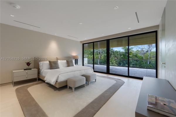 Pinecrest Residential, 10090 SW 67th Ave, Pinecrest, Florida 33156, image 1