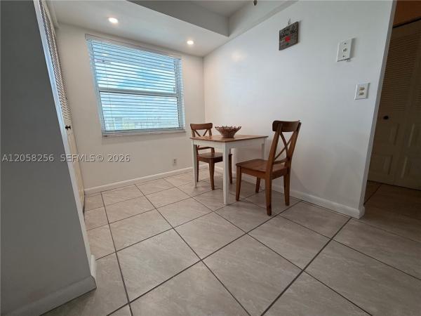 Palm Springs 2, 7620 NW 18th St #403, Margate, Florida 33063, image 2