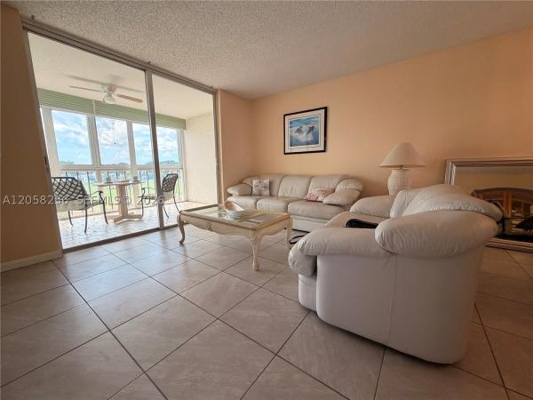 Palm Springs 2, 7620 NW 18th St #403, Margate, Florida 33063, image 1