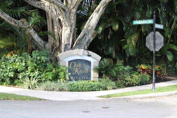 Oak Knoll Estates, 1720 W Oak Knoll Cir, Davie, Florida 33324, image 2