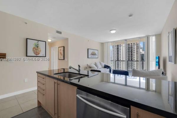 Axis On Brickell North, 1111 SW 1st Ave #2723-N, Miami, Florida 33130, image 3