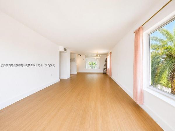 1631 NE 114th St #307, Unincorporated Dade County, Florida 33181, image 1