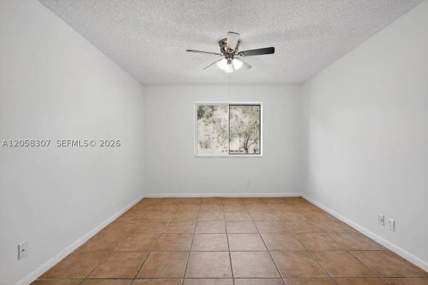 13856 SW 93rd Ln, Unincorporated Dade County, Florida 33186, image 2