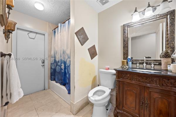 15330 SW 170th Ter, Unincorporated Dade County, Florida 33187, image 2