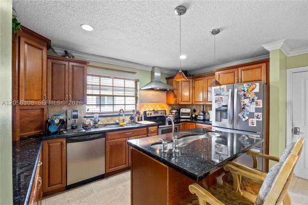 15330 SW 170th Ter, Unincorporated Dade County, Florida 33187, image 1