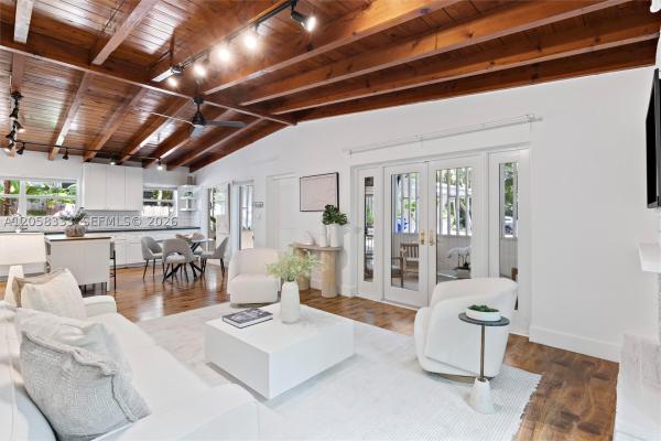 Douglas Circle, 3700 Loquat Ave, Miami, Florida 33133, image 2