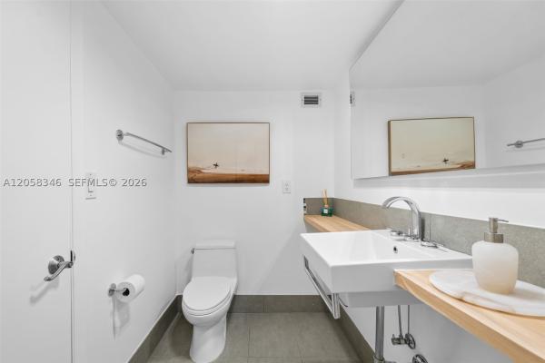 Commodore Plaza Century, 2780 NE 183rd St #1216, Aventura, Florida 33160, image 1