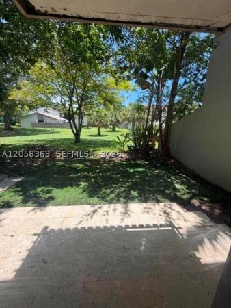 11053 SW 113th Pl, Unincorporated Dade County, Florida 33176, image 2