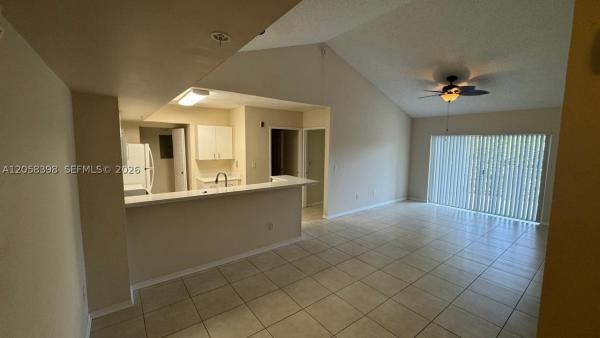 Royal Grand, 2600 S University Dr #325, Davie, Florida 33328, image 2