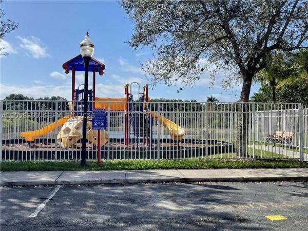 Courtyards At Nautica, 4381 SW 160th Ave #105, Miramar, Florida 33027, image 2