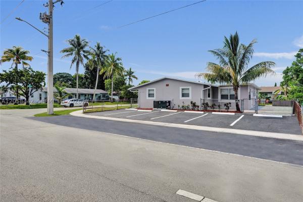 Sunrise Golf Village, 5900 NW 19th St #A, Sunrise, Florida 33313, image 1