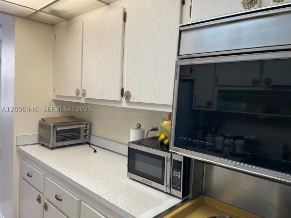 250 174th St #1607, Sunny Isles Beach, Florida 33160, image 3