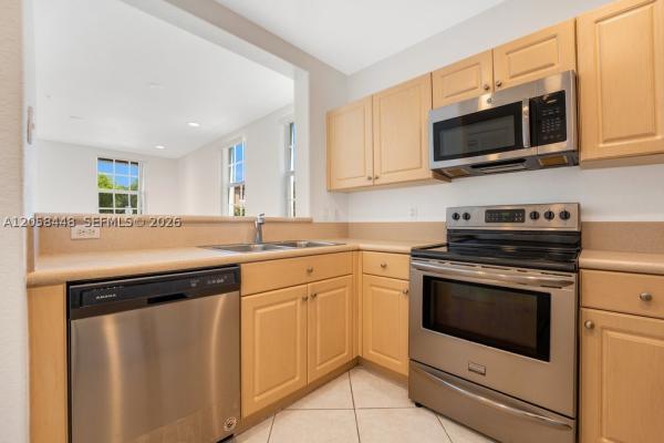 Cobblestone, 480 SW 147th Ave #4616, Pembroke Pines, Florida 33027, image 2