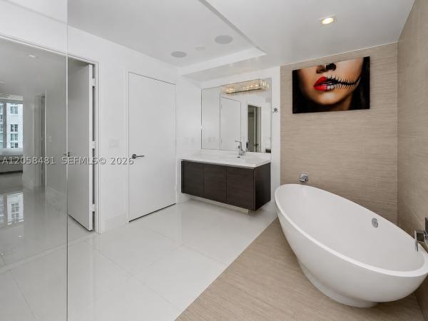 Parque Towers, 300 Sunny Isles Blvd #4-802, Sunny Isles Beach, Florida 33160, image 3
