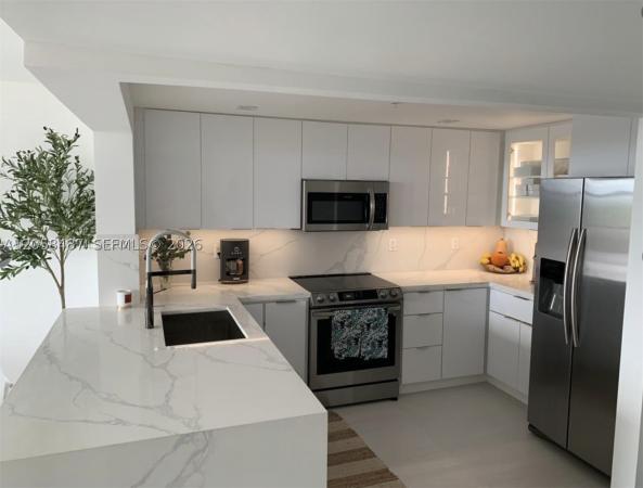 Club Atlantis, 2555 Collins Ave #1906, Miami Beach, Florida 33140, image 1