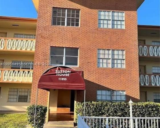 Sutton House, 11855 NE 19th Dr #22, North Miami, Florida 33181, image 1