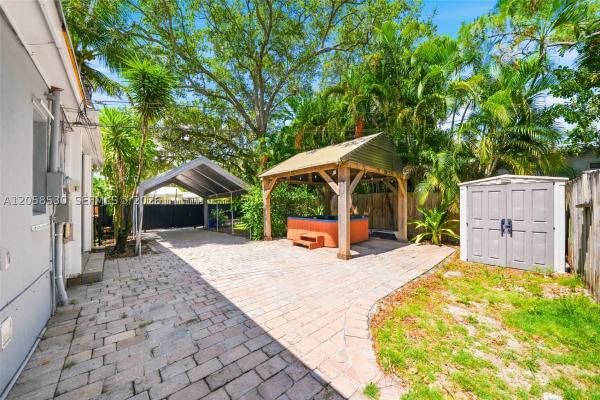 Silver Bluff Estates, 2301 Tequesta Ln, Miami, Florida 33133, image 3
