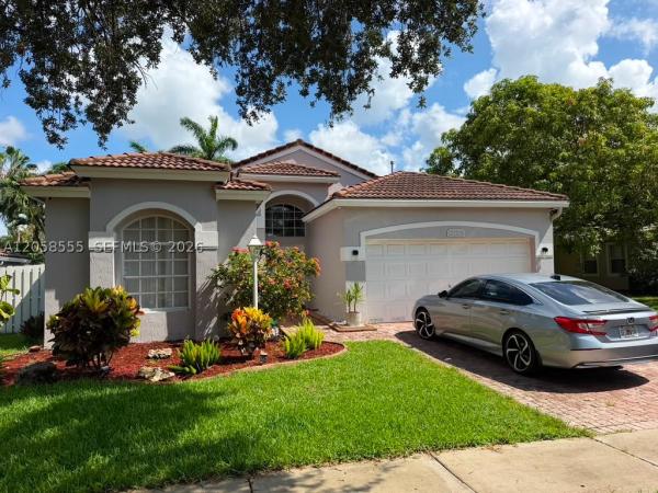 Clubside, 13237 NW 15th Ct, Pembroke Pines, Florida 33028, image 2