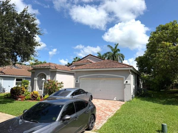 Clubside, 13237 NW 15th Ct, Pembroke Pines, Florida 33028, image 3