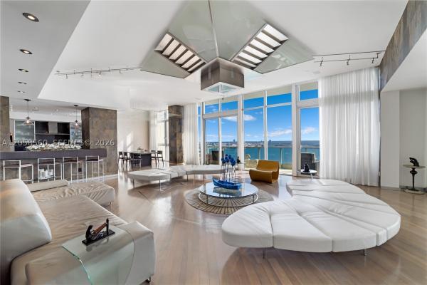 Jade Residences At Brickell Bay, 1331 Brickell Bay Dr #PH-4605, Miami, Florida 33131, image 2