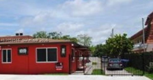 Hollywood Little Ranches, 2513 Lincoln St, Hollywood, Florida 33020, image 3