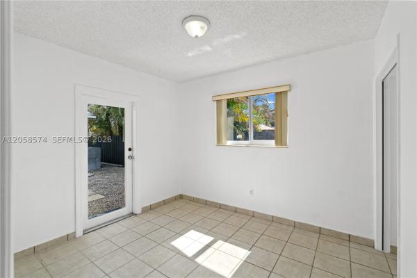 Palm Springs, 661 W 50th Pl, Hialeah, Florida 33012, image 3