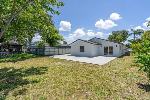 Golden Gardens, 19131 NW 33rd Ct, Miami Gardens, Florida 33056, image 2