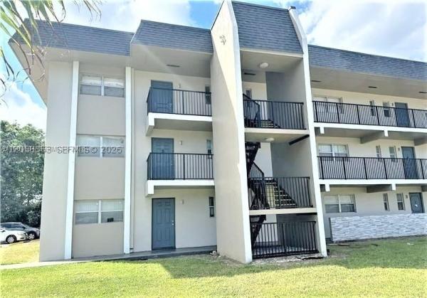 7911 N Colony Cir N #202, Tamarac, Florida 33321, image 1