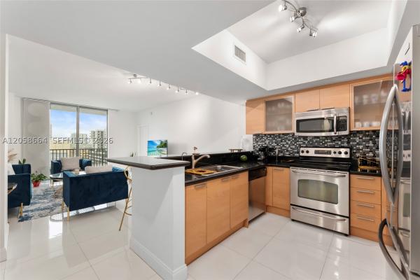 Hollywood Station, 140 S Dixie Hwy #725, Hollywood, Florida 33020, image 3