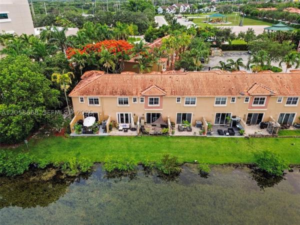 Hampton Isles, 10573 SW 6th St #1206, Pembroke Pines, Florida 33025, image 3