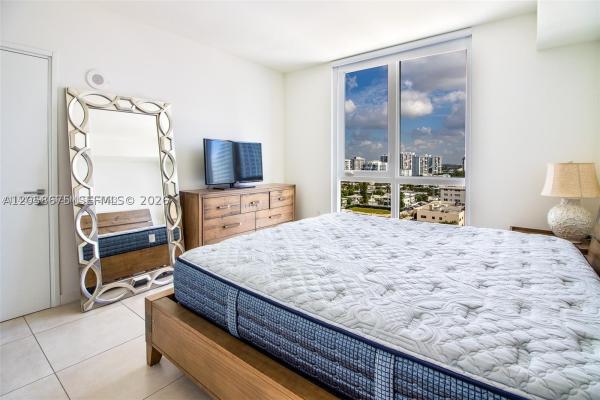 Tiffany House, 401 N Birch Rd #1113, Fort Lauderdale, Florida 33304, image 1