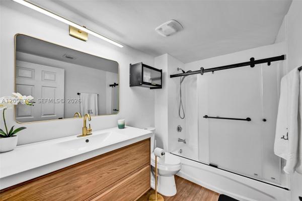 1800 Biscayne Plaza, 275 NE 18th St #1809, Miami, Florida 33132, image 2