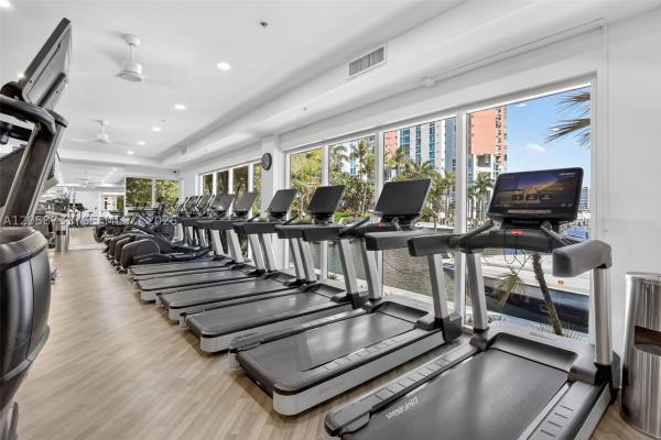 Aventura Marina 2, 3330 NE 190th St #UPH-14, Aventura, Florida 33180, image 2